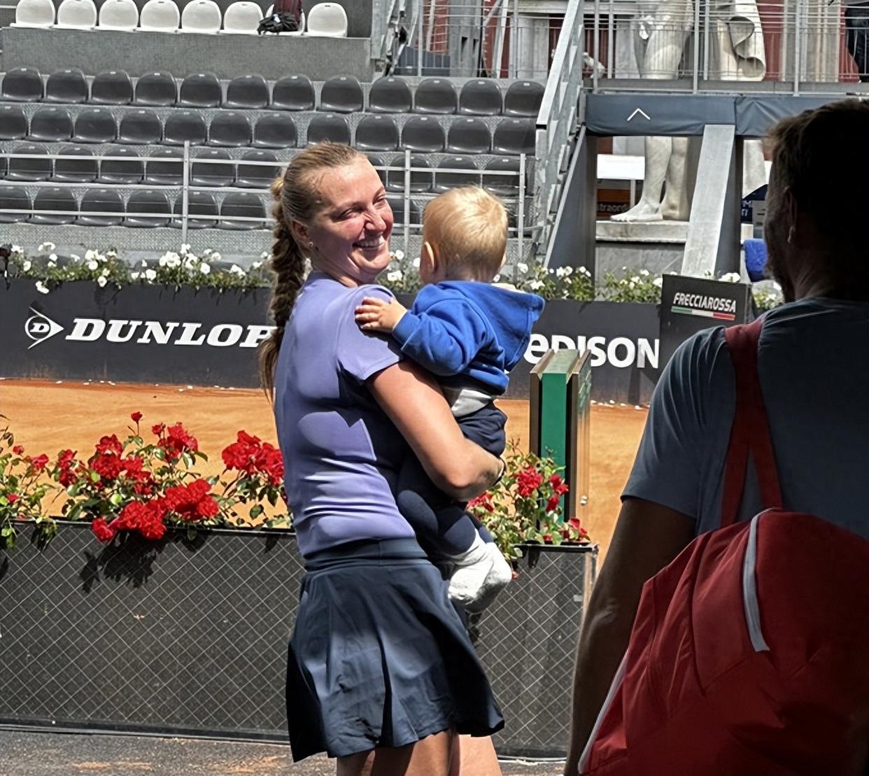 GOGO体育官方入口-科维托娃连续三场比赛得分超过险胜，FPX不断突破！